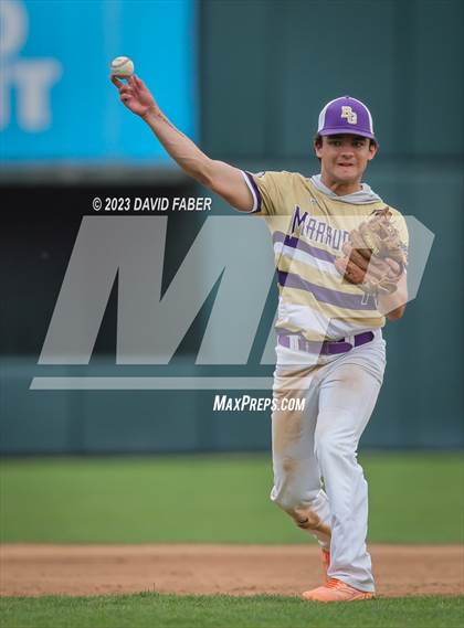 Thumbnail 2 in Bishop Guilfoyle vs. Central photogallery.