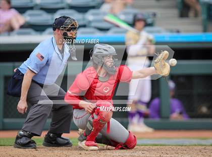 Thumbnail 2 in Bishop Guilfoyle vs. Central photogallery.