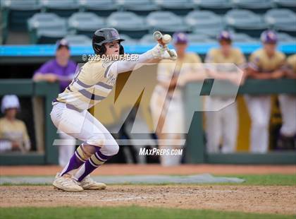 Thumbnail 3 in Bishop Guilfoyle vs. Central photogallery.