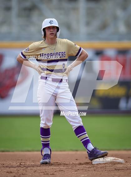 Thumbnail 2 in Bishop Guilfoyle vs. Central photogallery.