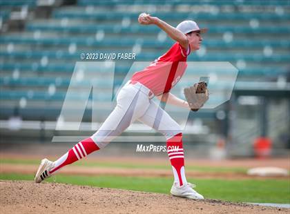 Thumbnail 2 in Bishop Guilfoyle vs. Central photogallery.