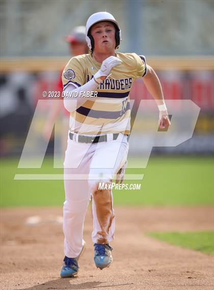 Thumbnail 2 in Bishop Guilfoyle vs. Central photogallery.