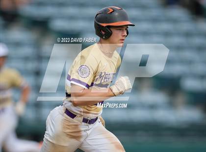 Thumbnail 2 in Bishop Guilfoyle vs. Central photogallery.