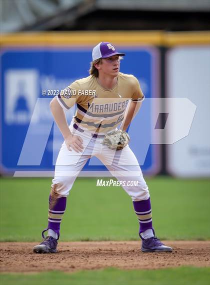 Thumbnail 1 in Bishop Guilfoyle vs. Central photogallery.