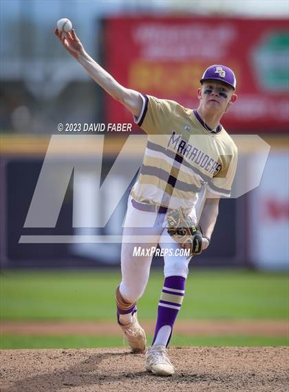 Thumbnail 3 in Bishop Guilfoyle vs. Central photogallery.