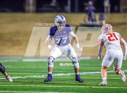 Thumbnail 3 in West Plains vs. Celina (UIL Football 4A D1 Semifinal) photogallery.