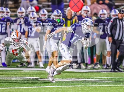 Thumbnail 2 in West Plains vs. Celina (UIL Football 4A D1 Semifinal) photogallery.