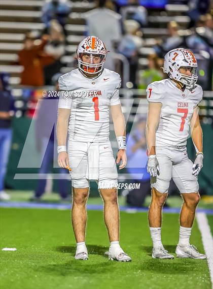 Thumbnail 2 in West Plains vs. Celina (UIL Football 4A D1 Semifinal) photogallery.