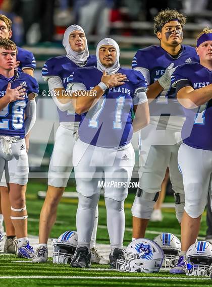 Thumbnail 2 in West Plains vs. Celina (UIL Football 4A D1 Semifinal) photogallery.