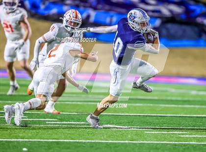 Thumbnail 3 in West Plains vs. Celina (UIL Football 4A D1 Semifinal) photogallery.