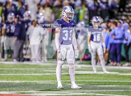 Thumbnail 2 in West Plains vs. Celina (UIL Football 4A D1 Semifinal) photogallery.