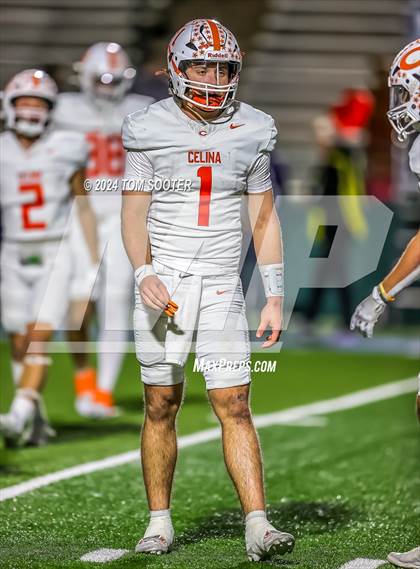 Thumbnail 1 in West Plains vs. Celina (UIL Football 4A D1 Semifinal) photogallery.