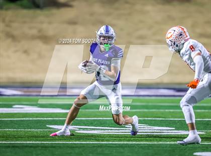 Thumbnail 1 in West Plains vs. Celina (UIL Football 4A D1 Semifinal) photogallery.