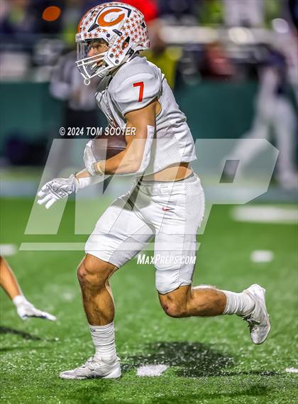 Thumbnail 3 in West Plains vs. Celina (UIL Football 4A D1 Semifinal) photogallery.