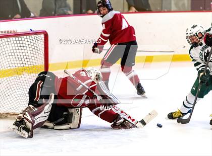 Thumbnail 1 in The Gunnery vs. New Hampton School (Exeter Invitational) photogallery.
