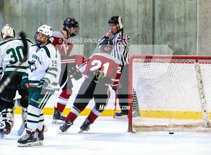 Thumbnail 1 in The Gunnery vs. New Hampton School (Exeter Invitational) photogallery.