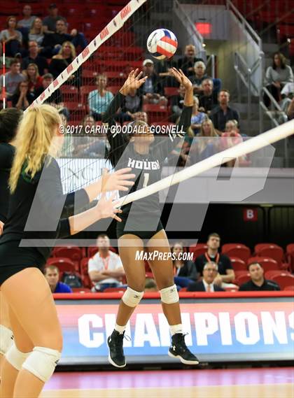 Thumbnail 1 in Hough vs. Green Hope (NCHSAA 4A Final) photogallery.