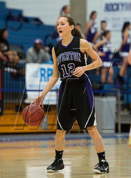 Thumbnail 3 in Riverton vs. Davis (UHSAA 5A Quarterfinal) photogallery.