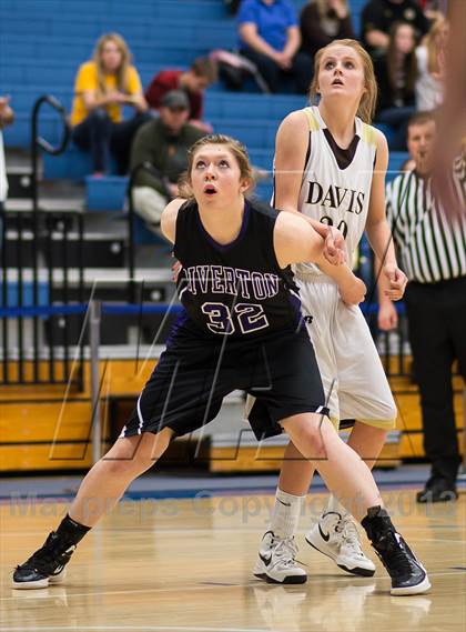 Thumbnail 1 in Riverton vs. Davis (UHSAA 5A Quarterfinal) photogallery.