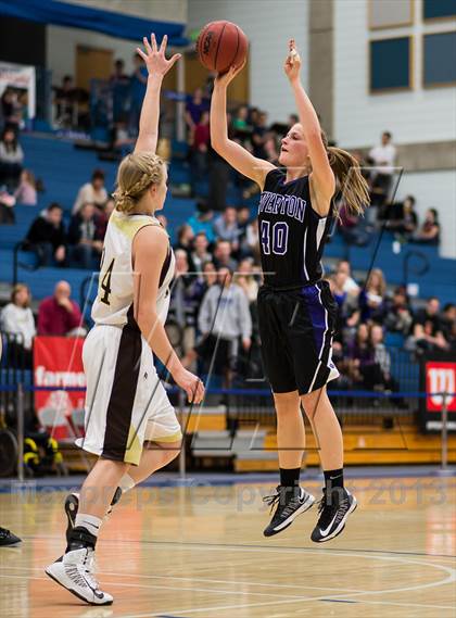 Thumbnail 2 in Riverton vs. Davis (UHSAA 5A Quarterfinal) photogallery.