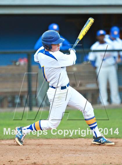 Thumbnail 1 in Archbishop Moeller @ Garner Magnet photogallery.
