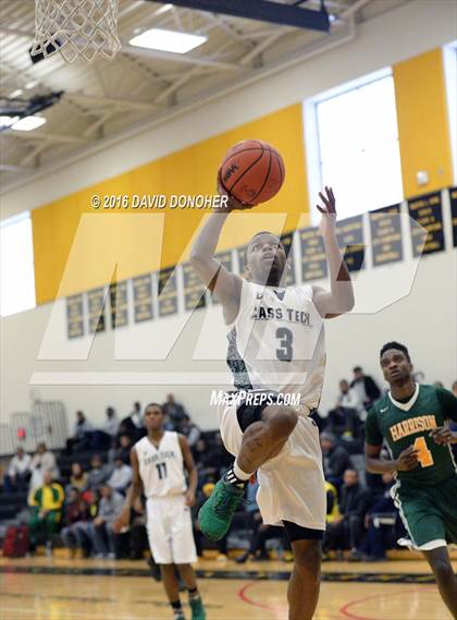 Thumbnail 1 in  Cass Tech vs. Harrison photogallery.