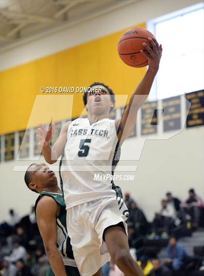 Thumbnail 3 in  Cass Tech vs. Harrison photogallery.