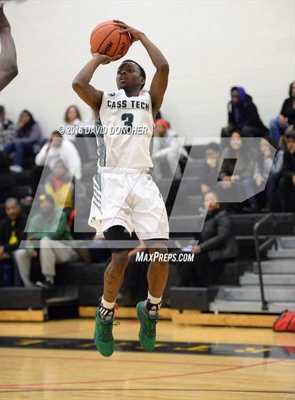 Thumbnail 2 in  Cass Tech vs. Harrison photogallery.