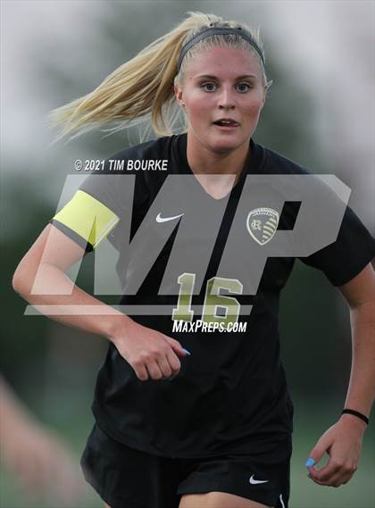 Thumbnail 2 in Fruita Monument @ Rock Canyon (CHSAA 5A Championship - Round 1) photogallery.