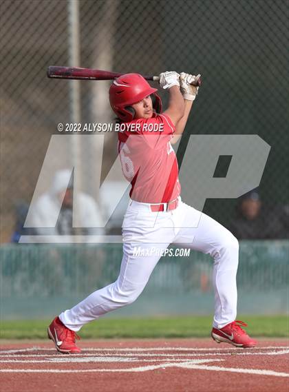 Thumbnail 1 in Alemany vs. Corona photogallery.