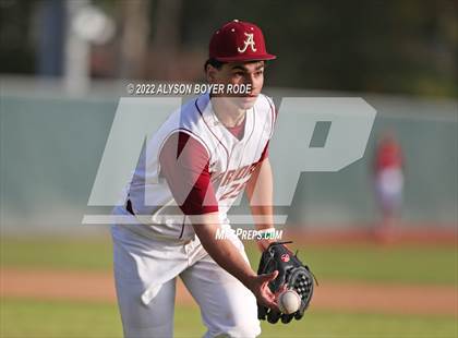 Thumbnail 3 in Alemany vs. Corona photogallery.