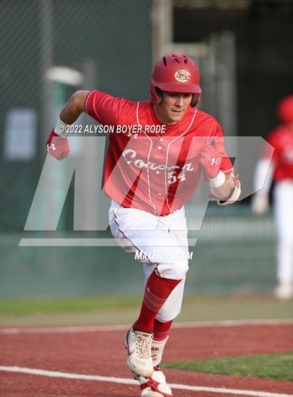 Thumbnail 3 in Alemany vs. Corona photogallery.