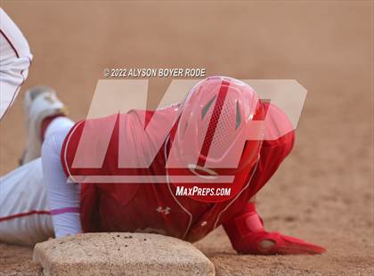 Thumbnail 1 in Alemany vs. Corona photogallery.