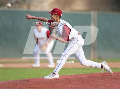 Thumbnail 1 in Alemany vs. Corona photogallery.