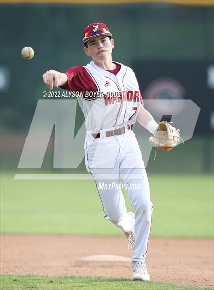 Thumbnail 3 in Alemany vs. Corona photogallery.