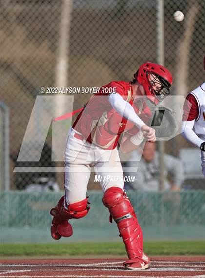 Thumbnail 1 in Alemany vs. Corona photogallery.
