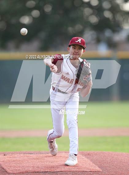 Thumbnail 3 in Alemany vs. Corona photogallery.