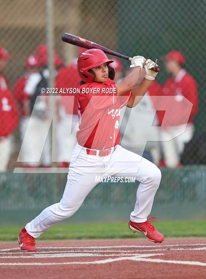 Thumbnail 2 in Alemany vs. Corona photogallery.