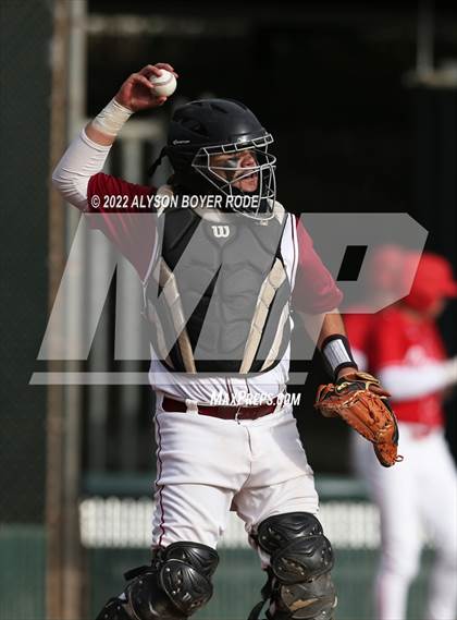 Thumbnail 1 in Alemany vs. Corona photogallery.