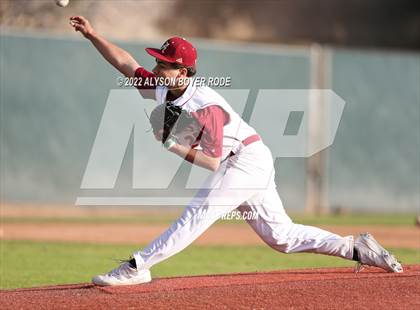 Thumbnail 1 in Alemany vs. Corona photogallery.