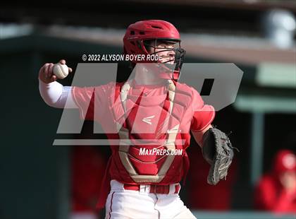 Thumbnail 1 in Alemany vs. Corona photogallery.