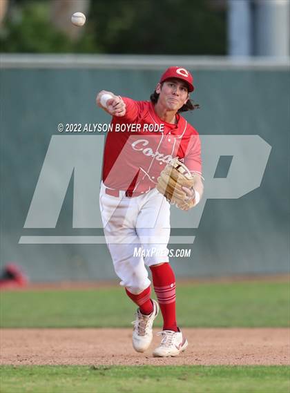 Thumbnail 2 in Alemany vs. Corona photogallery.