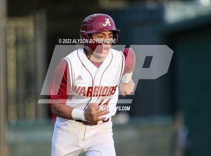 Thumbnail 1 in Alemany vs. Corona photogallery.