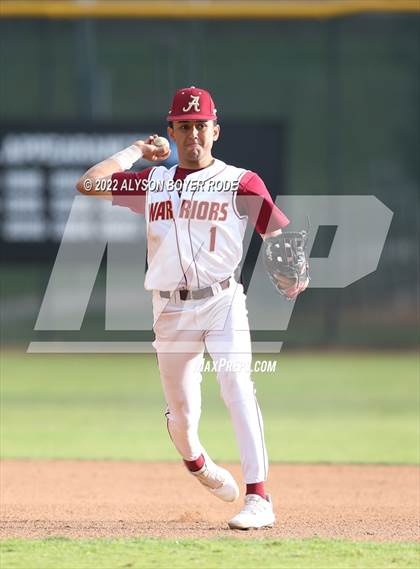 Thumbnail 3 in Alemany vs. Corona photogallery.
