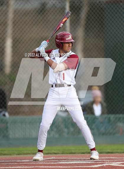 Thumbnail 1 in Alemany vs. Corona photogallery.
