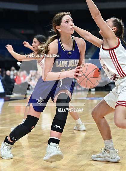 Thumbnail 1 in Gruver vs San Saba (UIL 2A State Semifinal) photogallery.