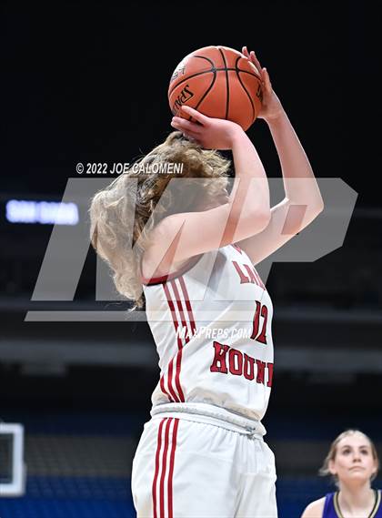 Thumbnail 3 in Gruver vs San Saba (UIL 2A State Semifinal) photogallery.