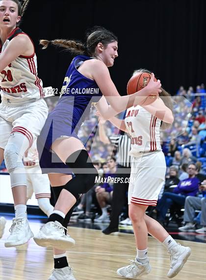 Thumbnail 1 in Gruver vs San Saba (UIL 2A State Semifinal) photogallery.