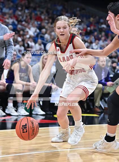Thumbnail 3 in Gruver vs San Saba (UIL 2A State Semifinal) photogallery.