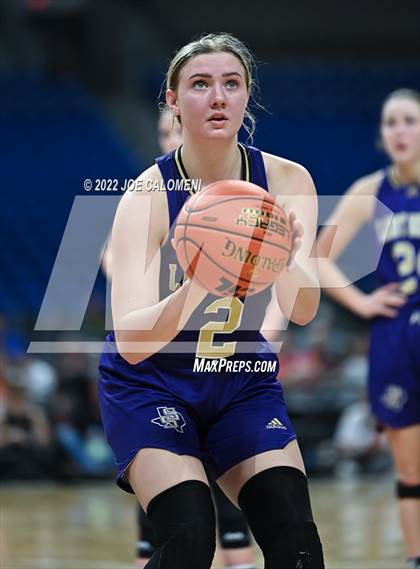 Thumbnail 2 in Gruver vs San Saba (UIL 2A State Semifinal) photogallery.